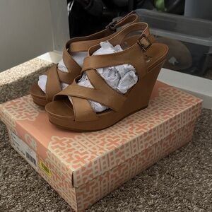 Gianni Bini Tan Cross-Strap Wedge Sandals